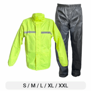 Tenue de pluie Weckio avec une veste jaune fluo avec des bandes réfléchissantes et un pantalon noir imperméable.